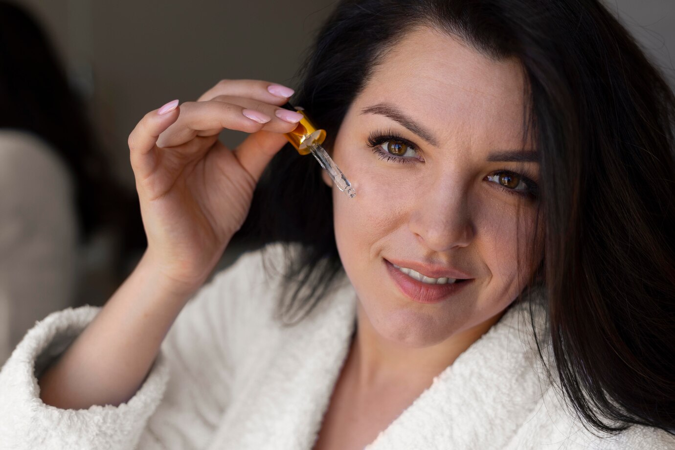 Face Serum: Hydration & Anti-Aging