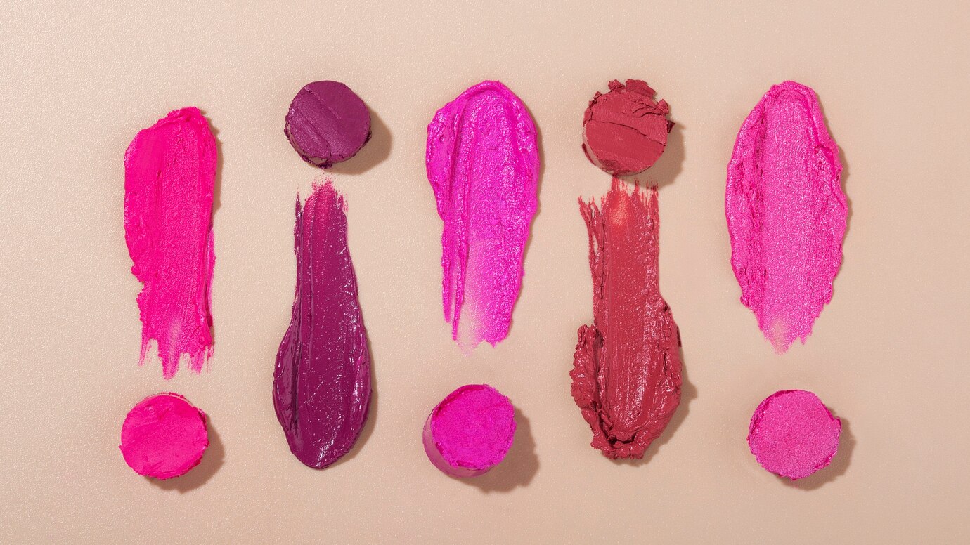 Homemade Lipstick Recipe | Refined Naturals Blog