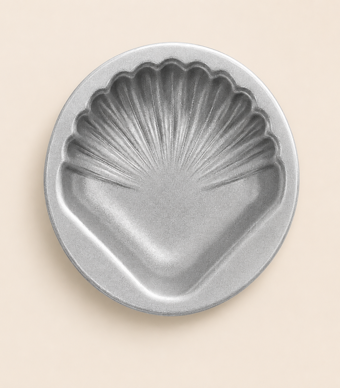 Bath_Bomb_Mould_-_Small_Shell.png
