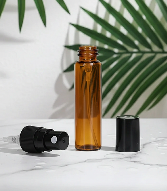 Mini_Glass_Spray_Bottle_amber.png